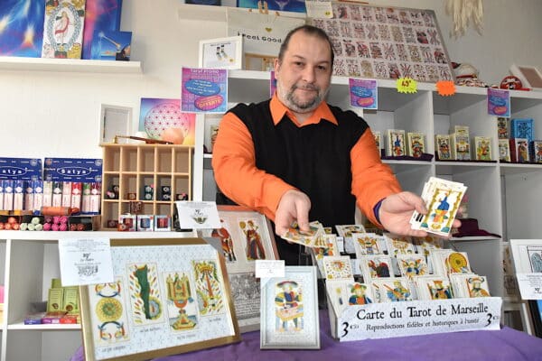 nanu-i-feel-good-tarot