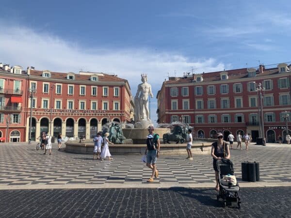 nice-place-massena-1