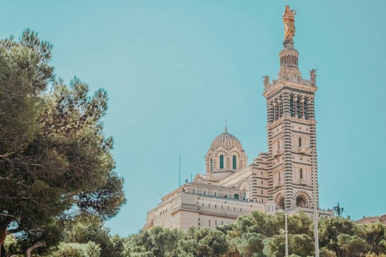 Le restaurant de Notre-Dame de la Garde lance ses diners avec visites privées