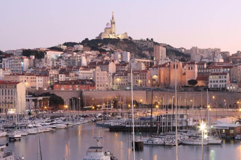 Un dîner de gala organisé au Sofitel pour soutenir cinq associations engagées à Marseille