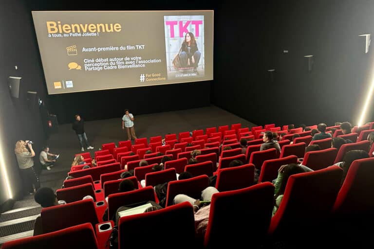 Comment Orange sensibilise les jeunes Marseillais contre le cyberharcèlement