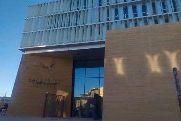 palais-de-justice-aix