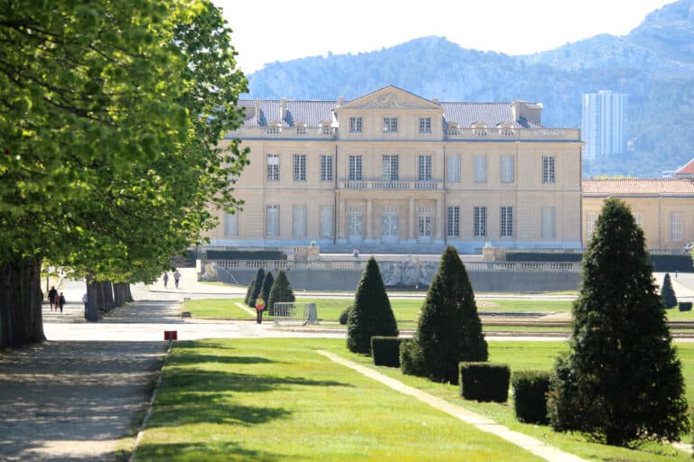 Au Château Borély, une exposition exceptionnelle célèbre l’Art nouveau et l’Art déco