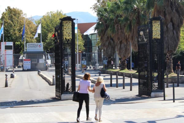 parc-marseille-chanot-2