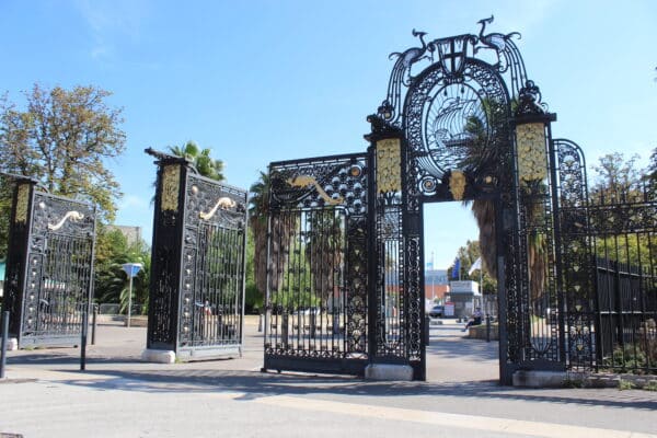 parc-marseille-chanot-3