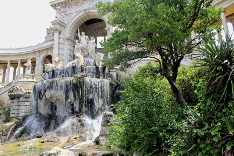 En images | Les travaux de renaturation ont débuté au parc Longchamp