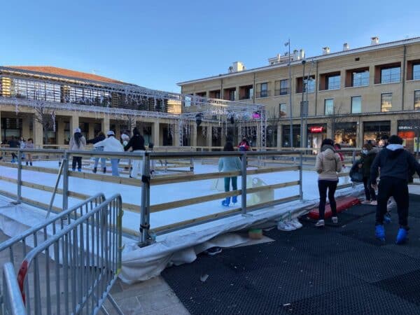 patinoire-enfant-francois-villon-aix-maroine-jit