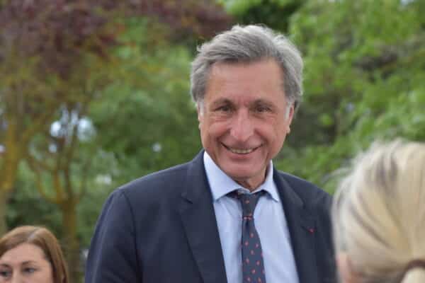 patrick-de-carolis-maire-arles – copie