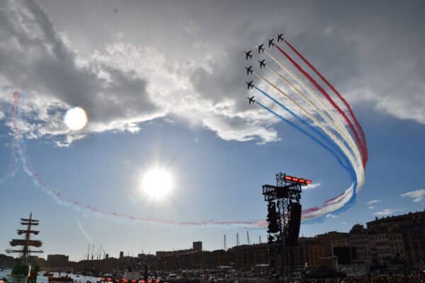 patrouille-france-avion-vieux-port-belem