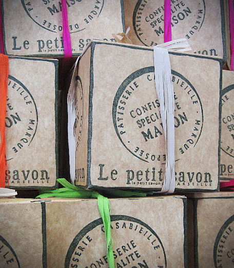Marseille se déguste même au dessert : le savon en chocolat