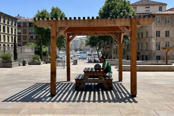 place-bargemon-pergola-parcours-fraicheur