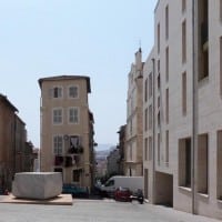 place-longue-capucins-marseille