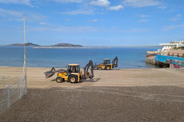 des catalans, Vid&eacute;o | La plage des Catalans se pr&eacute;pare pour une saison estivale particuli&egrave;re, Made in Marseille