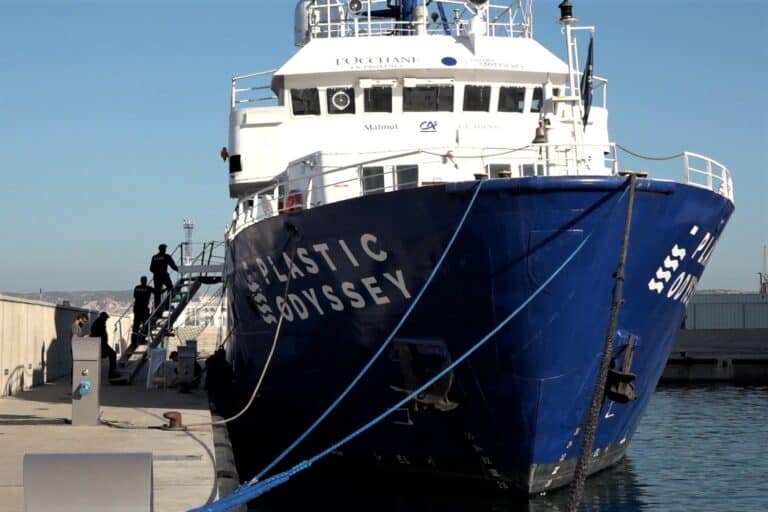 Vidéo | Plastic Odyssey en escale à Marseille avant son tour du monde contre le plastique
