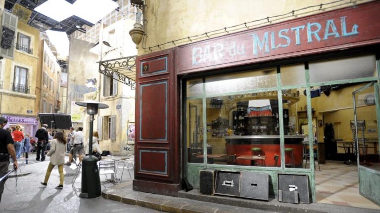 La Ville de Marseille veut ouvrir les décors de Plus belle la vie au public