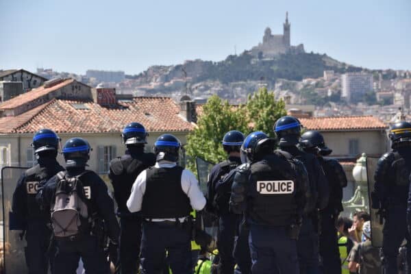 police-policiers