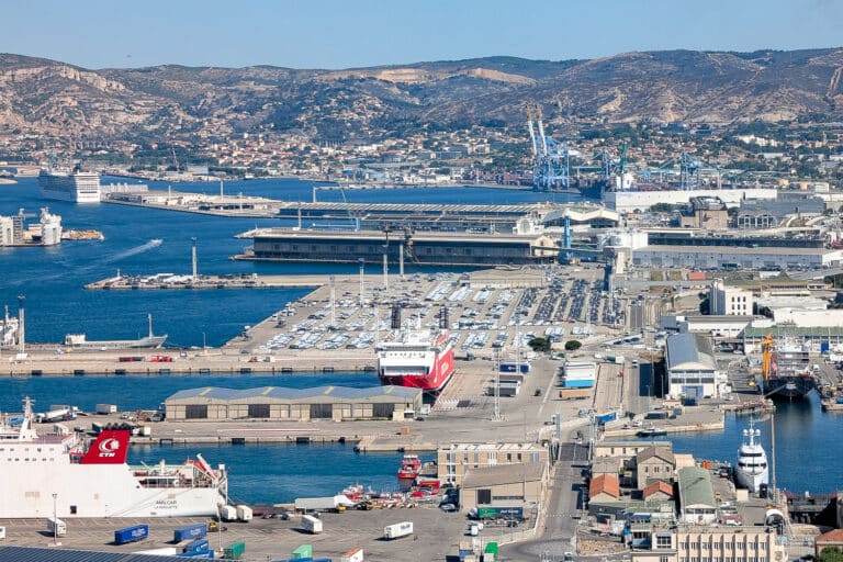 Atmosud installe une station pour mesurer la pollution du Port de Marseille et ses progrès