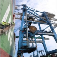 port de Fos, Le port de Fos poss&egrave;dera bient&ocirc;t les plus gros portiques du monde, Made in Marseille