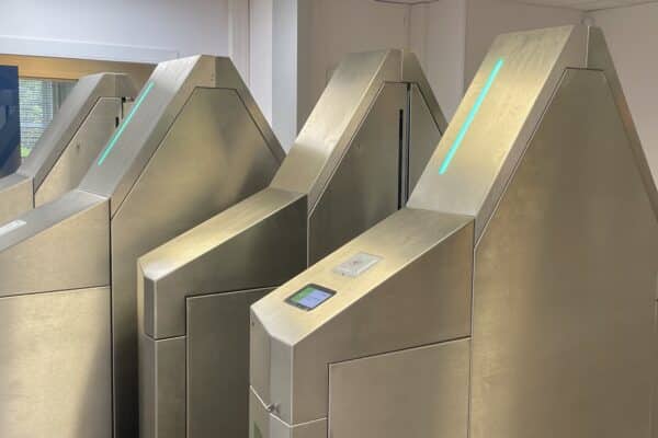 portillons, De nouveaux portillons anti-fraude dans les stations de m&eacute;tro, Made in Marseille