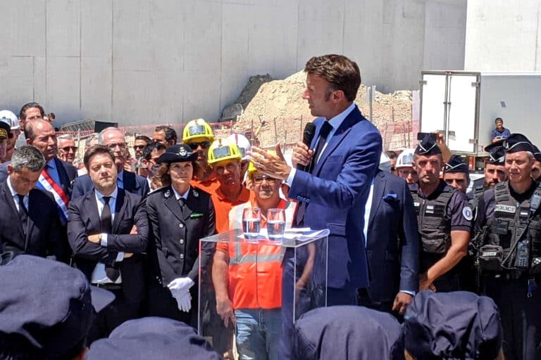 Emmanuel Macron à Marseille : « la cité judiciaire sera à coup sûr pas au même endroit »