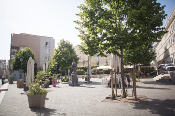 quartier-antiquaires-edmond-rostand12