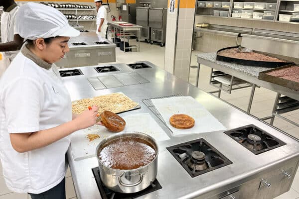 record-colombier-gateau-lycee-passedat-4
