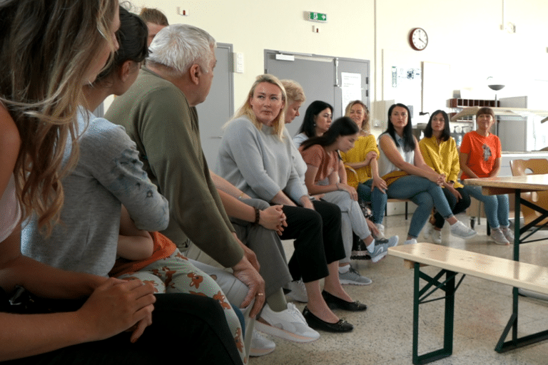 Vidéo | Comment ce centre des Bouches-du-Rhône accompagne les réfugiés ukrainiens