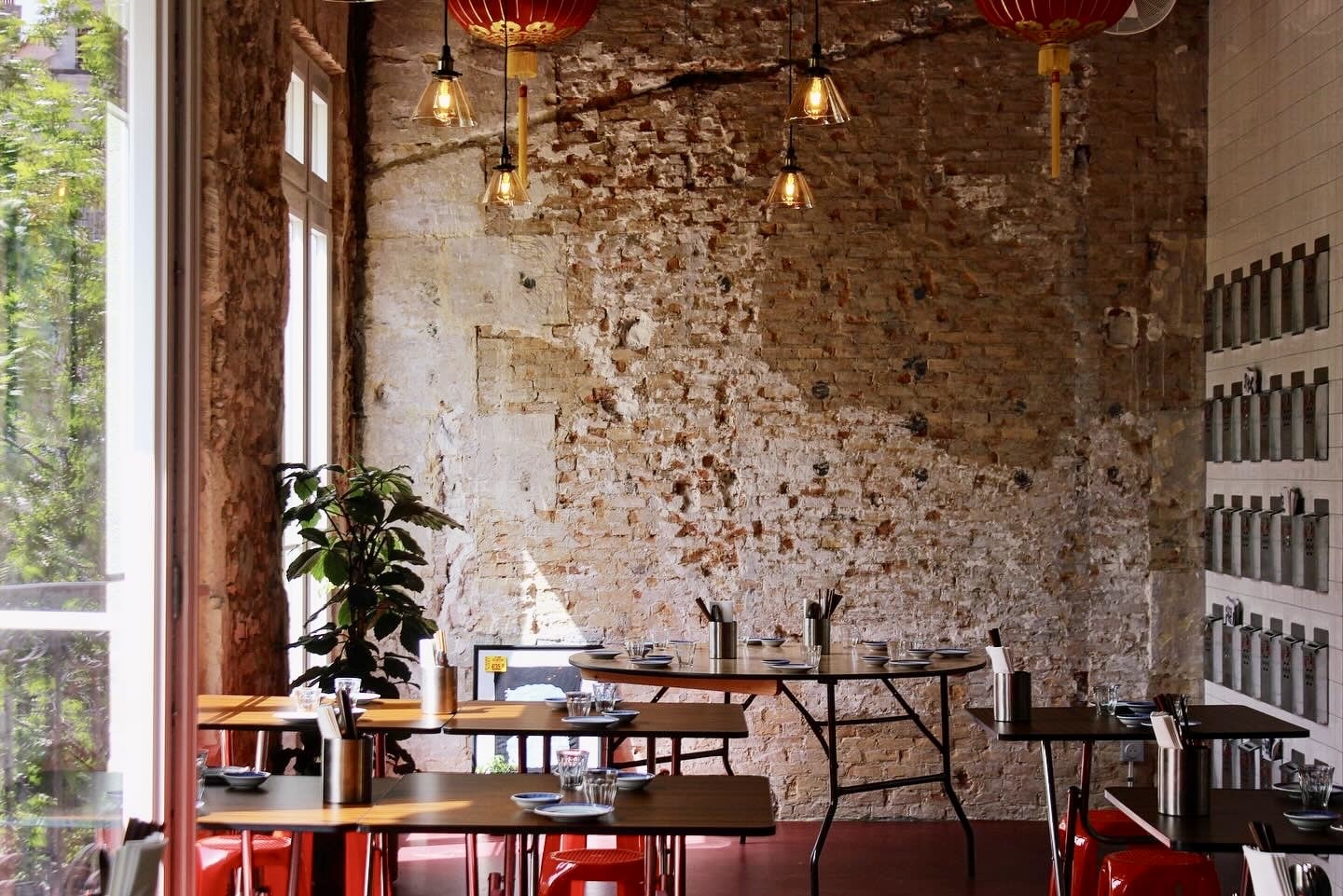 Gros Bao, En images | D&eacute;couverte du restaurant Gros Bao dans les anciens locaux de Toinou Coquillages, Made in Marseille