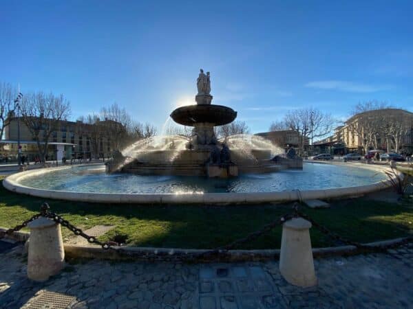 rotonde-aix-fontaine-maroine-jit