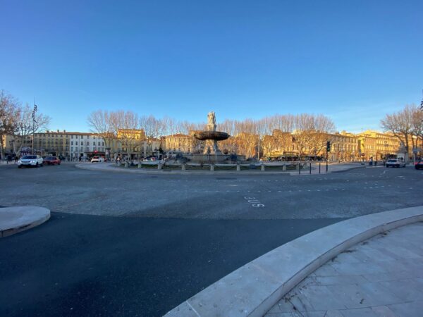 rotonde-rond-point-fontaine-mirabeau-maroine-jit