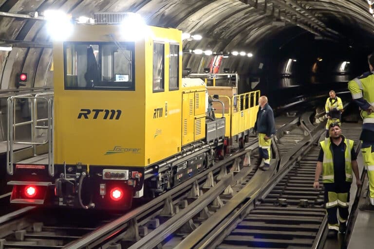 Vidéo | Une nuit dans les galeries du métro marseillais