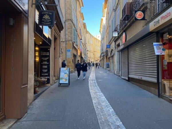 rue-bedarride-centre-aix-maroine-jit