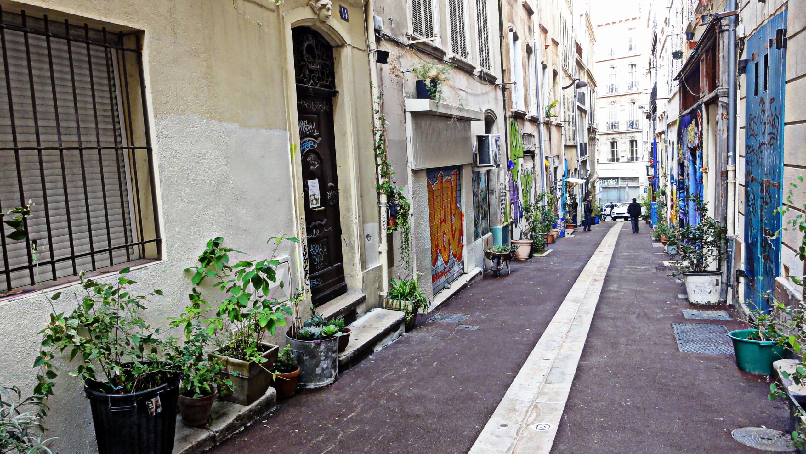 Marseillais ! Fleurissez vos rues et vos balcons !