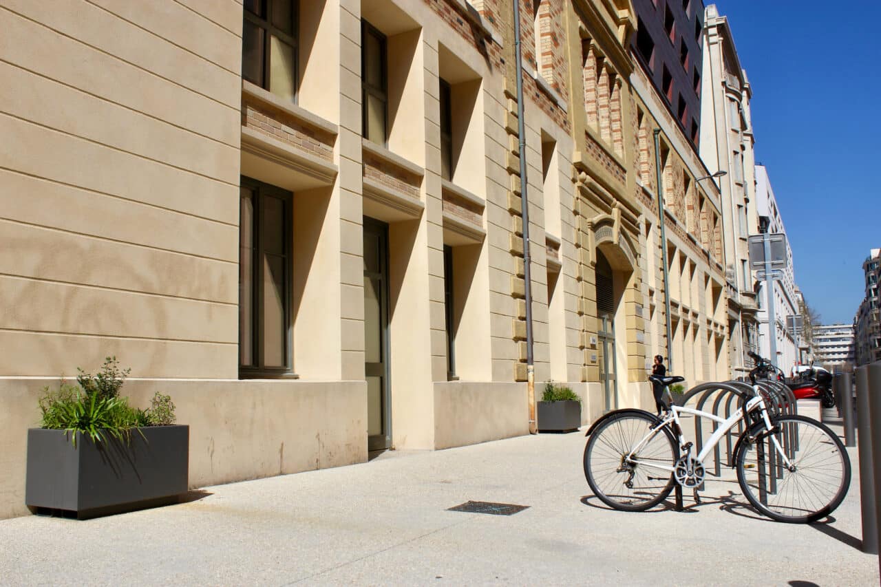 rue mazenod, En images | La rue Mazenod a achev&eacute; sa grande m&eacute;tamorphose, Made in Marseille