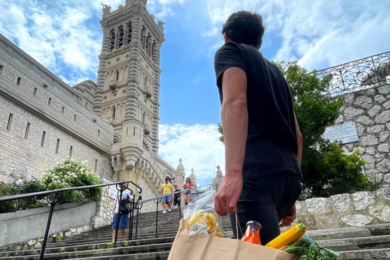 Santafoo débarque dans tout Marseille : les courses locales disponibles enfin partout !