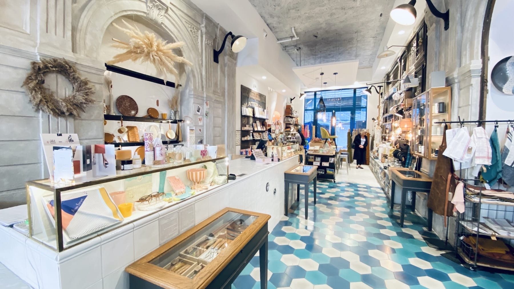 Sophie Ferjani, Dans le petit monde archi-color&eacute; de la d&eacute;coratrice d&rsquo;int&eacute;rieur Sophie Ferjani, Made in Marseille