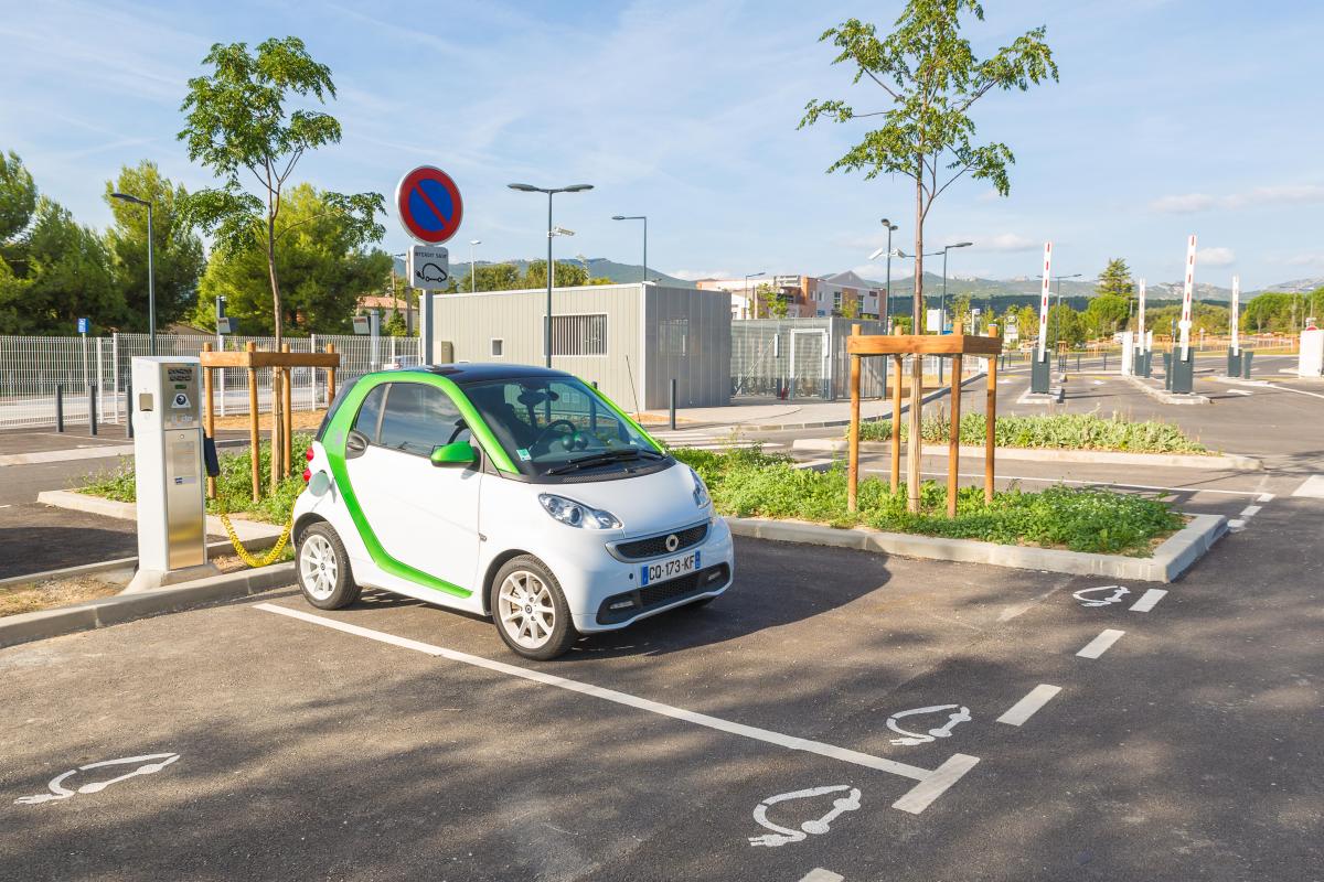 5 000 voitures électriques achetées dans le département avec les aides publiques
