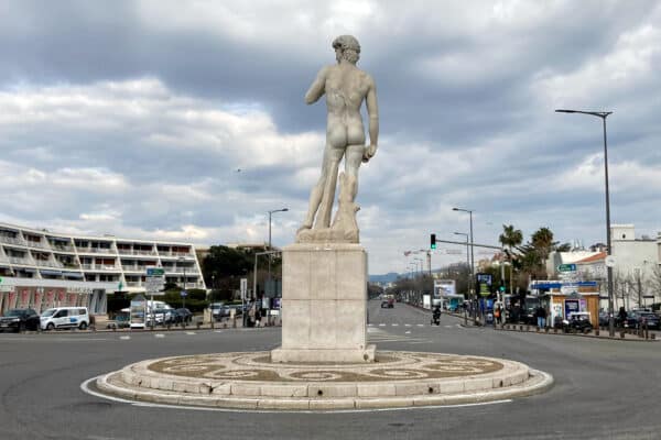 statue-david-prado-fissures