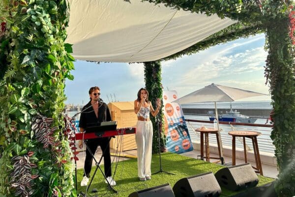 terrasses-du-port-sunset-live-1