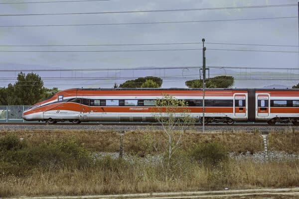 tgv-train-CREDIT-trenitalia-France-2
