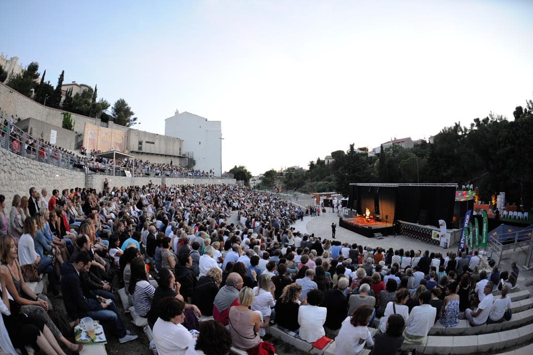 « A la belle étoile » Le plus grand festival de théâtre de l&rsquo;été !