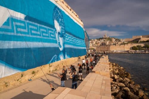 flamme olympique, Retour en images sur l&rsquo;arriv&eacute;e de la flamme olympique &agrave; Marseille le 8 mai, Made in Marseille