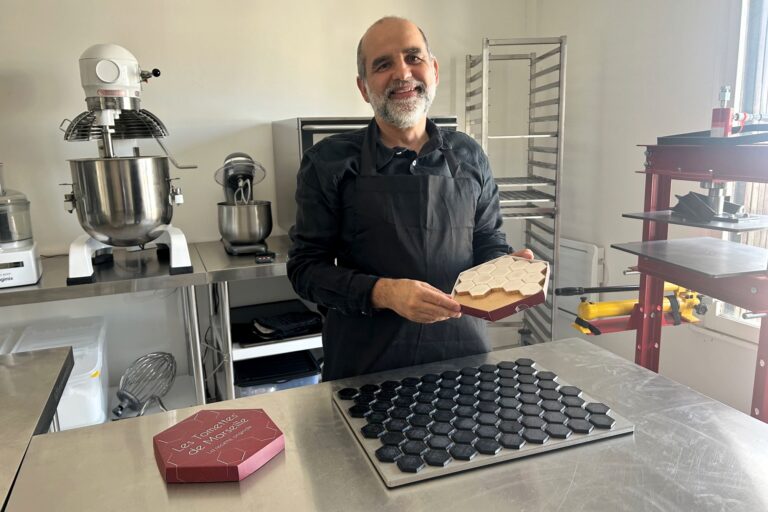 À Marseille, un architecte revisite les célèbres tomettes en délicieuses gourmandises
