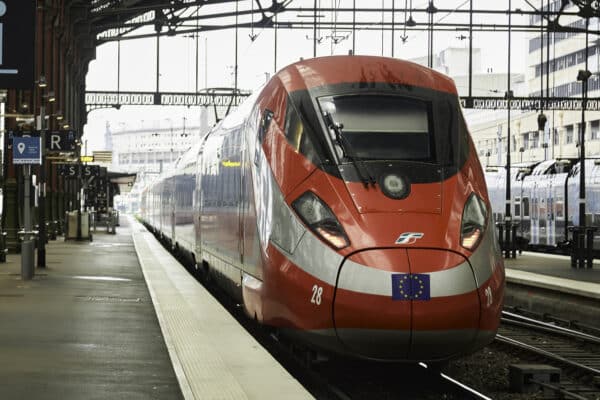 train-gare-quai-CREDIT-trenitalia-France