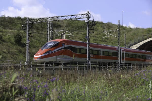 train-tgv-CREDIT-trenitalia-France