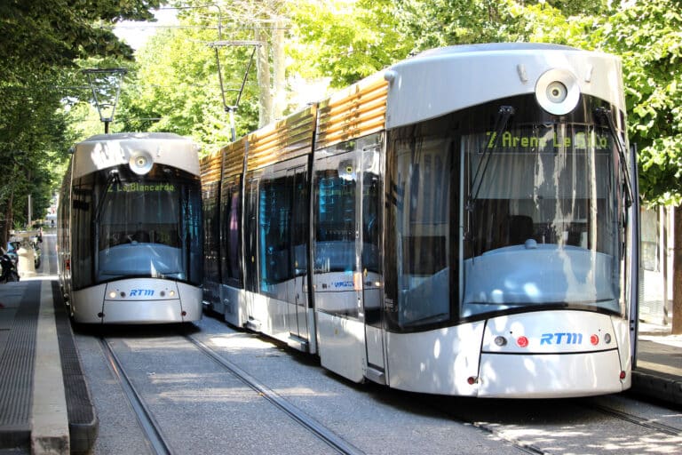 Cinq stations des lignes T2 et T3 du tramway marseillais changent de nom