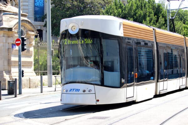 tramway-longchamp-2