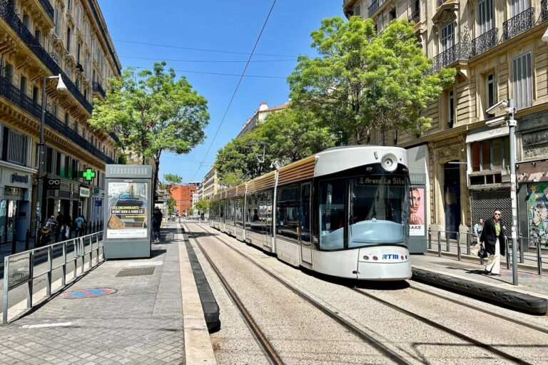 Transports : vers la fin de la gratuité pour les jeunes et les seniors au profit d&rsquo;une tarification sociale