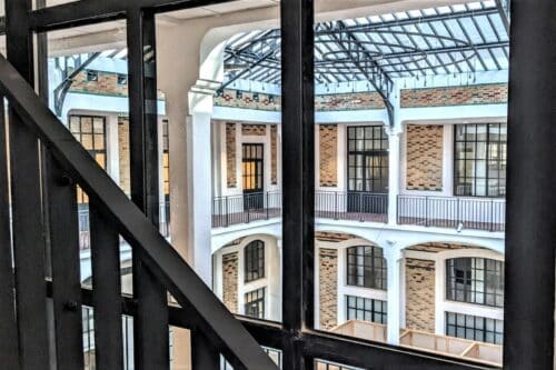 , En images : le tribunal administratif de Marseille s&rsquo;installe dans un ancien b&acirc;timent maritime, Made in Marseille