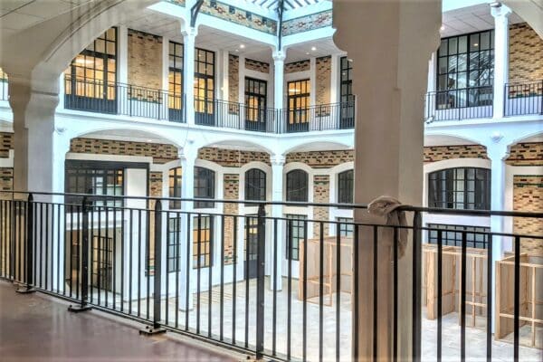 , En images : le tribunal administratif de Marseille s&rsquo;installe dans un ancien b&acirc;timent maritime, Made in Marseille